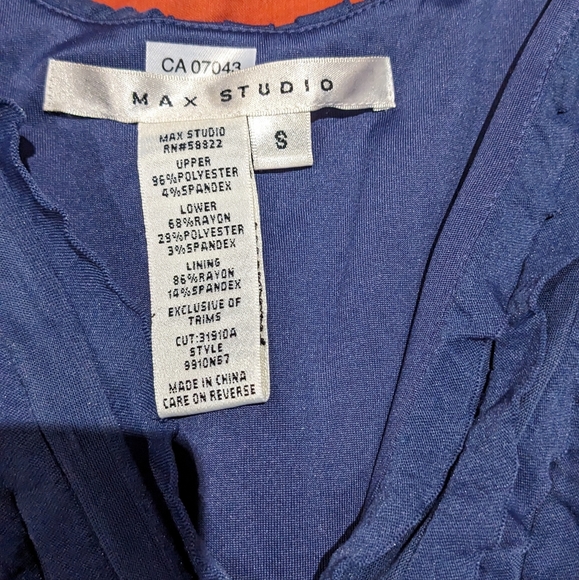 Blue and Black Cocktail Dress - Picture 3 of 3